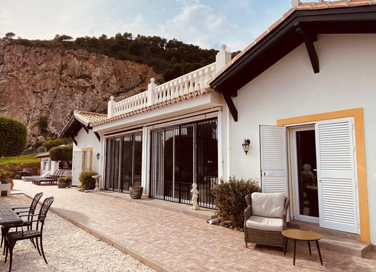 Casa Capricornio Bed & Breakfast มาร์เบยา ภายนอก รูปภาพ